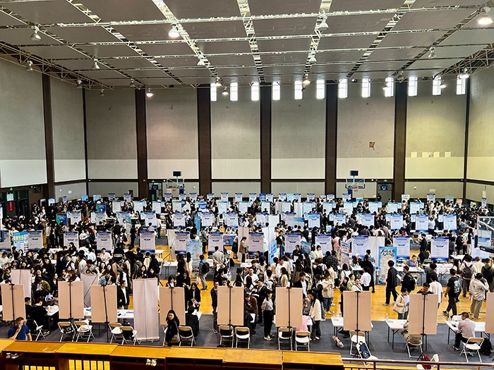 1727160454177089386.jpg 4.jpg